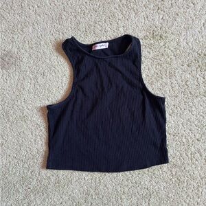Black cropped tank top